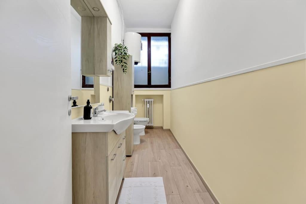 Apartment San Siro-fiera 15 Minuti Da Life Wifi Netlix